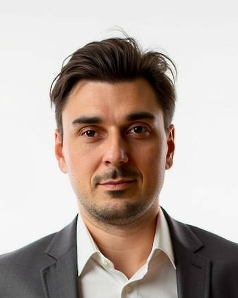 Porträt von Michael Hasler, CTO von Travel Token Marketplace
